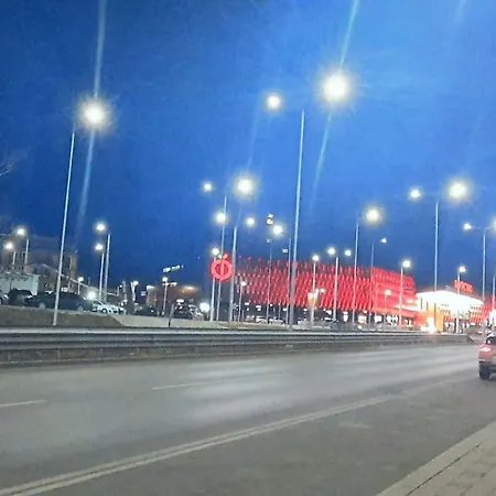 елегантен градски с обширна тераса Apartament