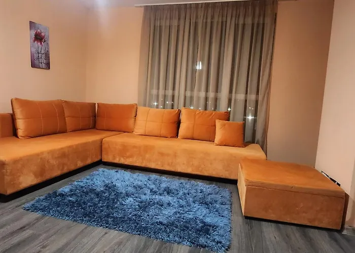 елегантен градски с обширна тераса Daire